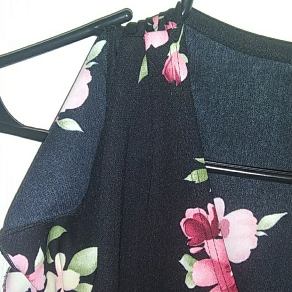 Split shoulder beautiful like new knee length - Picture 2 of 4